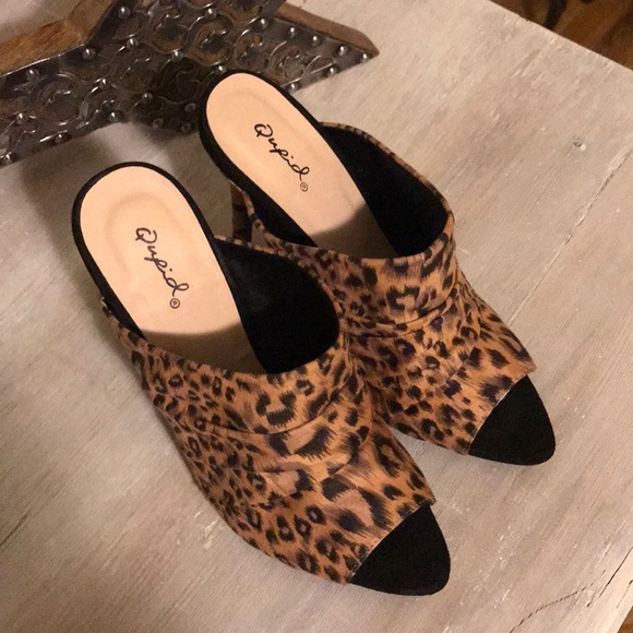 Mob wife Cheetah mules - Picture 3 of 6